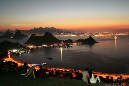 Rio à noite