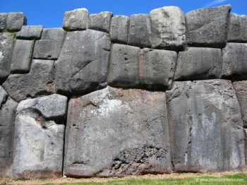 Sacsayhuaman 4