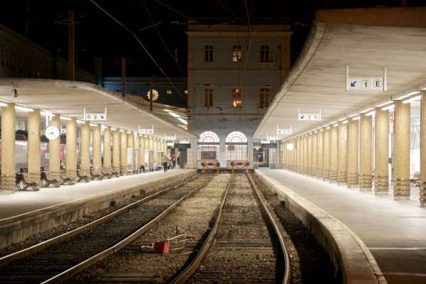 Estação_de_Santa_Apolónia,_2011.10.13