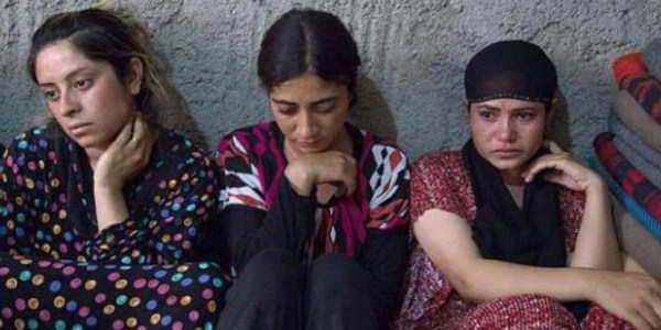 mulheres-sao-vendidas-e-violentadas-pelo-ei_543967 (1)